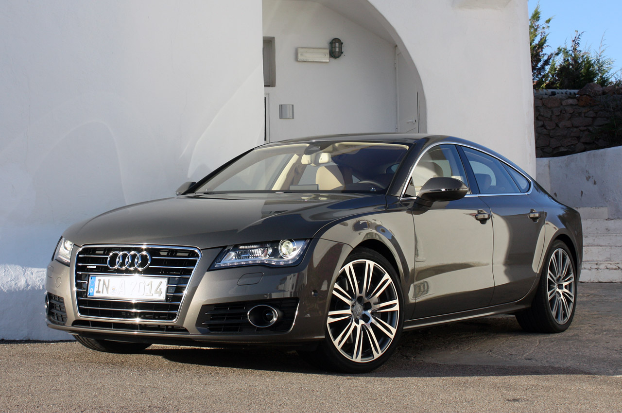 Elegance personified in the magnificent new Audi S7 Sportback.
