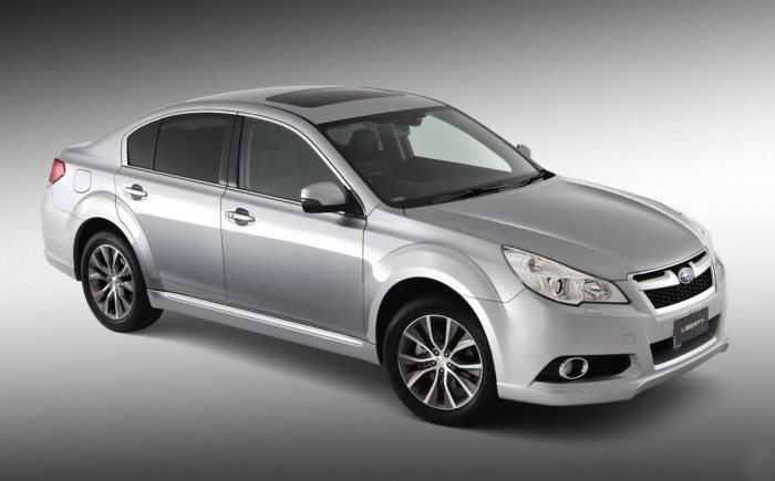 The looks of the new Subaru Liberty Sedan are bolder and more daring, and in keeping with the inspiring AWD drive.