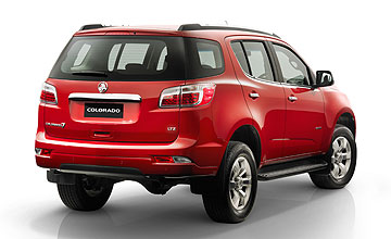 It's big and ready for your next trip away. The new Holden Colorado 7 has space and 3 tonnes of towing grunt.