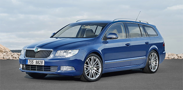Sleek wagon lines make the Skoda Superb Wagon very nice, indeed.