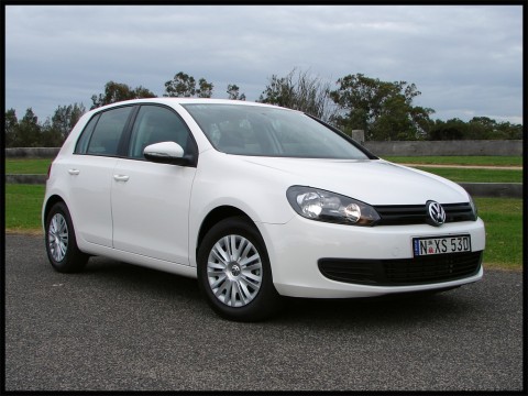 The exterior of the Volkswagen Golf 90TSI looks similar to the older Golf but the motor under the bonnet is nippier.