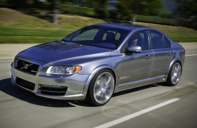 Classic looks and superb engineering combine to make the Volvo S80 T6 a great drive.
