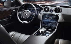 2011-Jaguar-XJ-Pictures