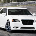 chrysler-300-srt