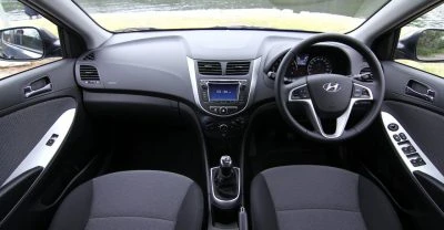 Accent SR dash