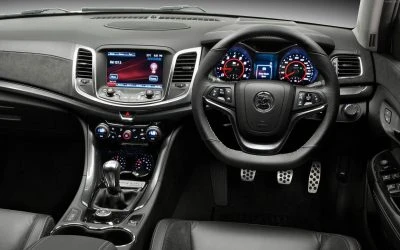HSV Gen-F Clubsport R8 Interior