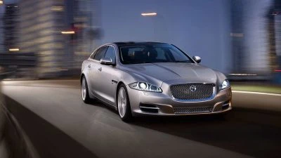Jaguar XJR SWB outside