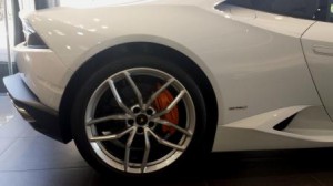 Huracan right rear