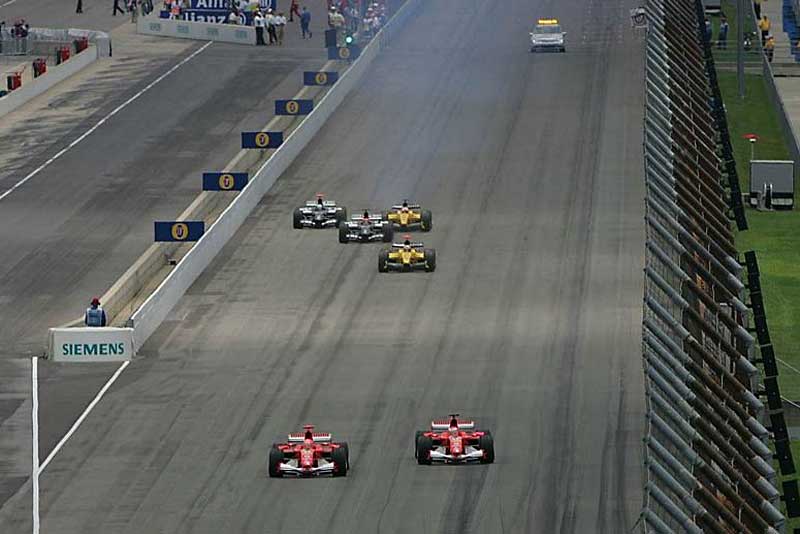Anyone remember this? After a tyre dispute only 6 cars took part in the 2005 Indianapolis GP. Image Credit: worldf1.allmyblog.com
