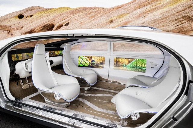 The Digital Activity Space inside the F015 will revolutionise travel. Image Credit: motorauthority.com