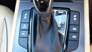 Hyundai Genesis Ultimate centre console