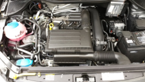 VW Polo Comfortline 85 TSI engine
