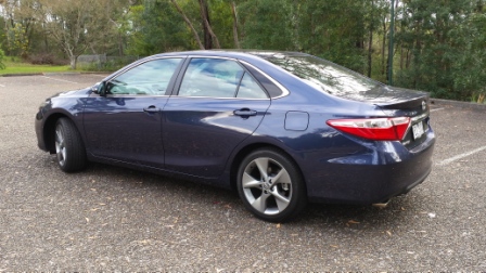 2016 Toyota Camry Atara profile