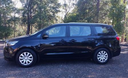 2016 Kia Carnival S petrol