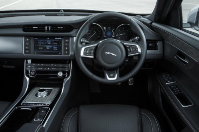 Jaguar XF Petrol Interior