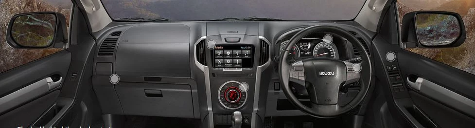 Isuzu MUX interior