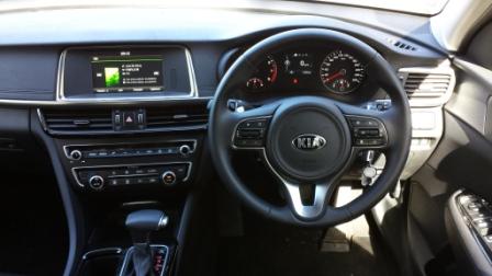 2017-my-kia-optima-si-dash