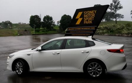 2017-my-kia-optima-si-profile-smp