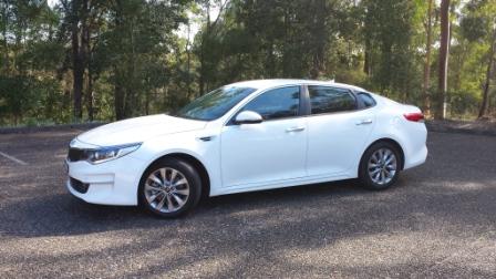 2017-my-kia-optima-si-profile