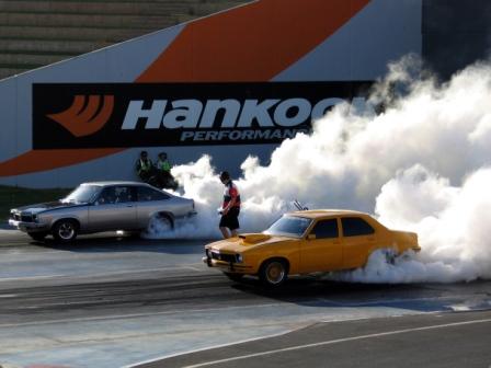 224105-drag-racing