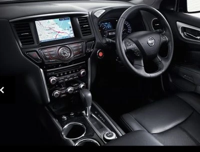 Nissan Pathfinder Hybrid interior