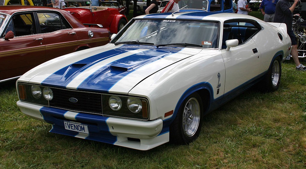 1024px-Ford_XC_Cobra_hardtop_front_3q_cropped