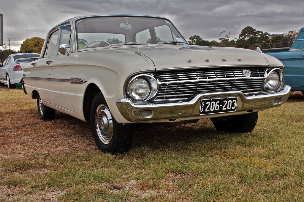 1962_Ford_XL_Falcon_Futura_Sedan