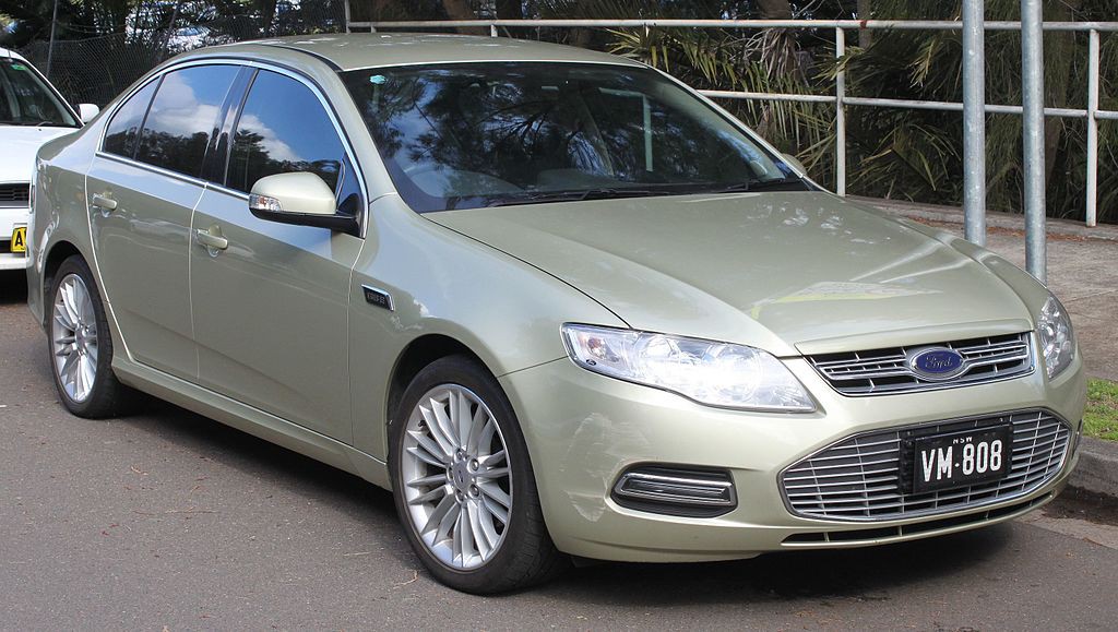 2013_Ford_Falcon_(FG_II)_G6E_EcoBoost_sedan_(22380970376)