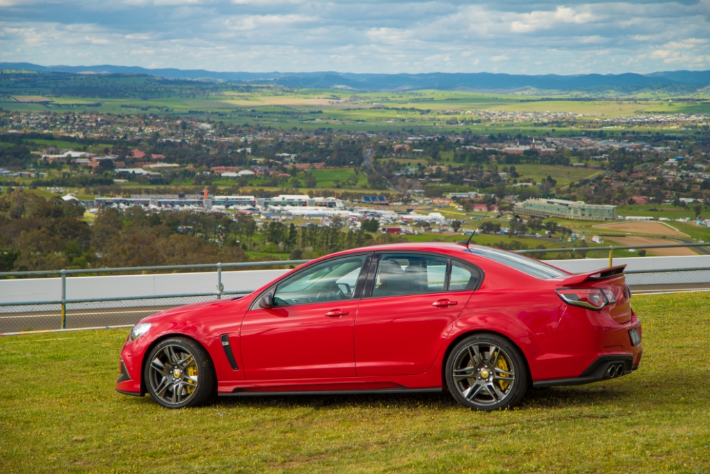 2017-hsv-clubsport-r8-track-edition-bathurst