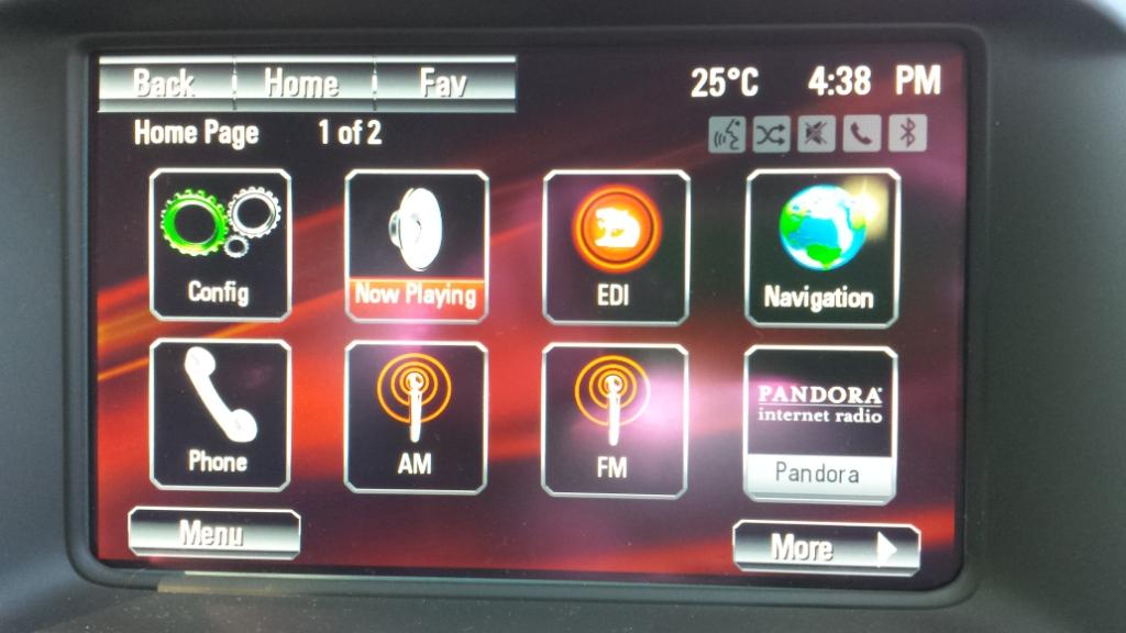 2017-hsv-r8-clubsport-track-edition-touchscreen