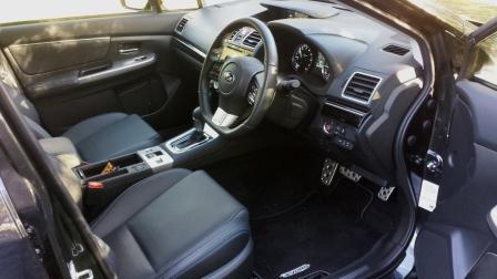 2017-my-subaru-levorg-gt-s-front-seats