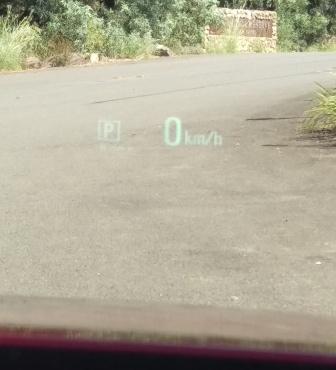2016-vf2-holden-commodore-ss-v-redline-hud