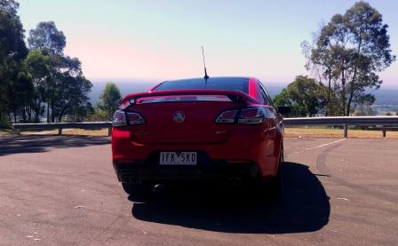 2016-vf2-holden-commodore-ss-v-redline-rear