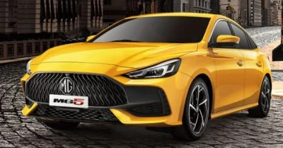 MG 5 Sedan exterior in yellow