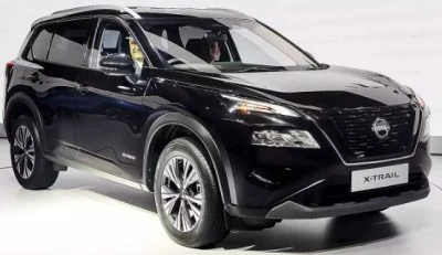 2024 Nissan X-Trail exterior, black
