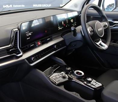 2024 Kia Sportage Hybrid SUV interior